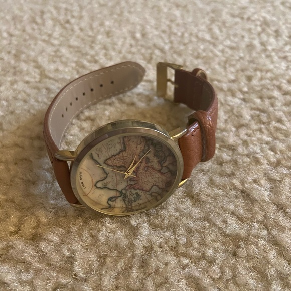 Watch Bundle - Picture 3 of 6